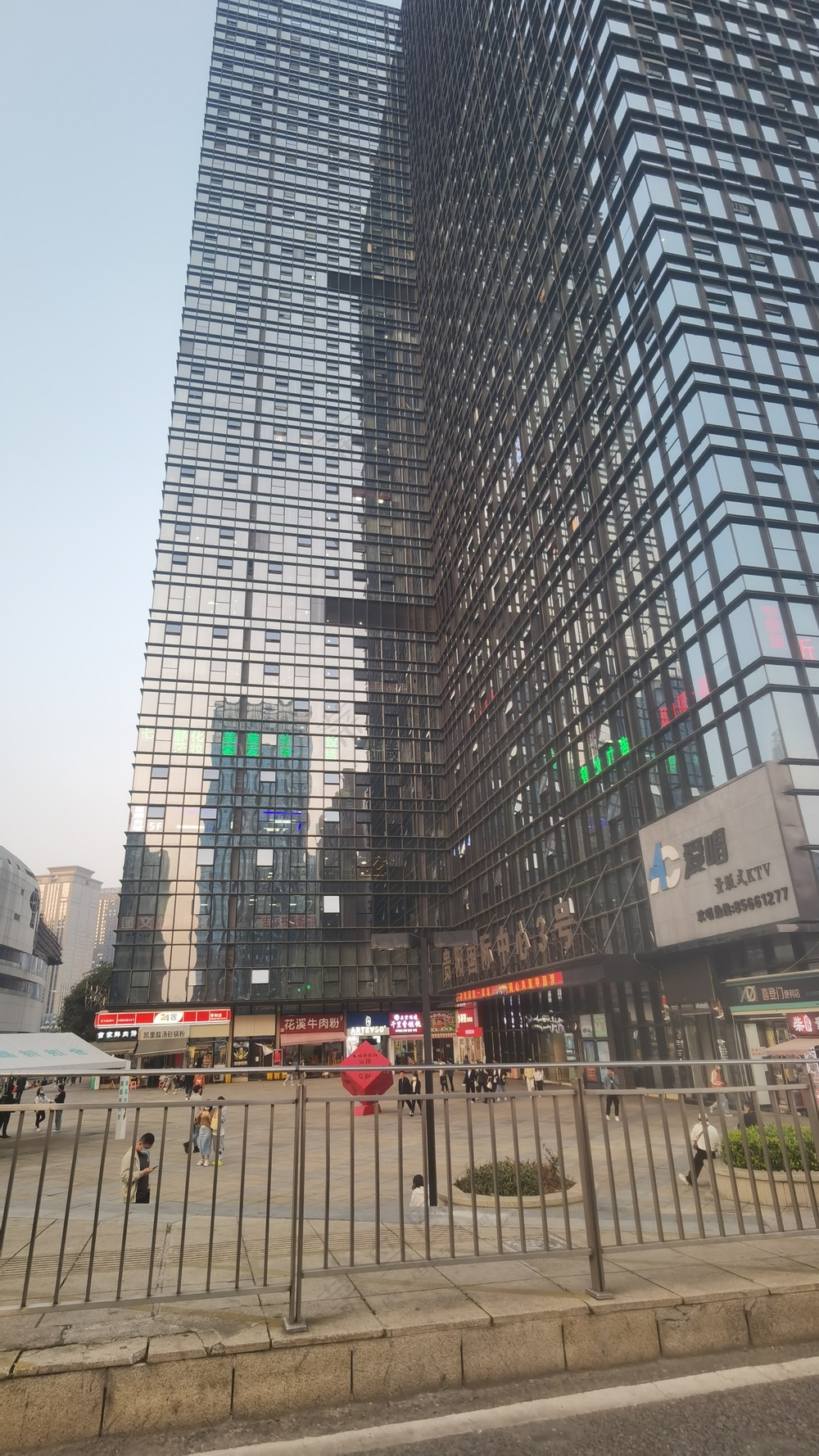 随拍城市的楼房