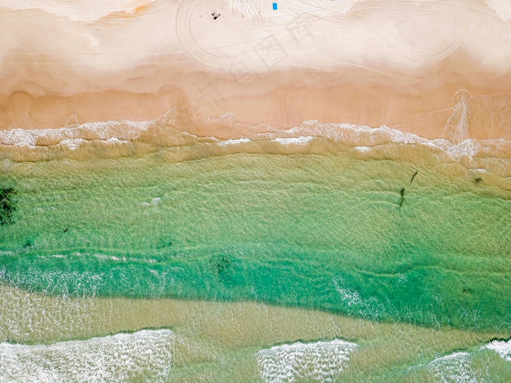 朦胧的自然风光与河流