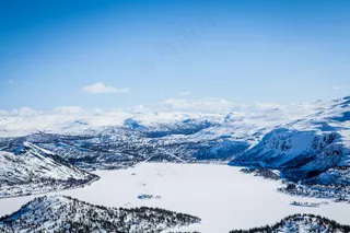 北欧雪域冰湖颂