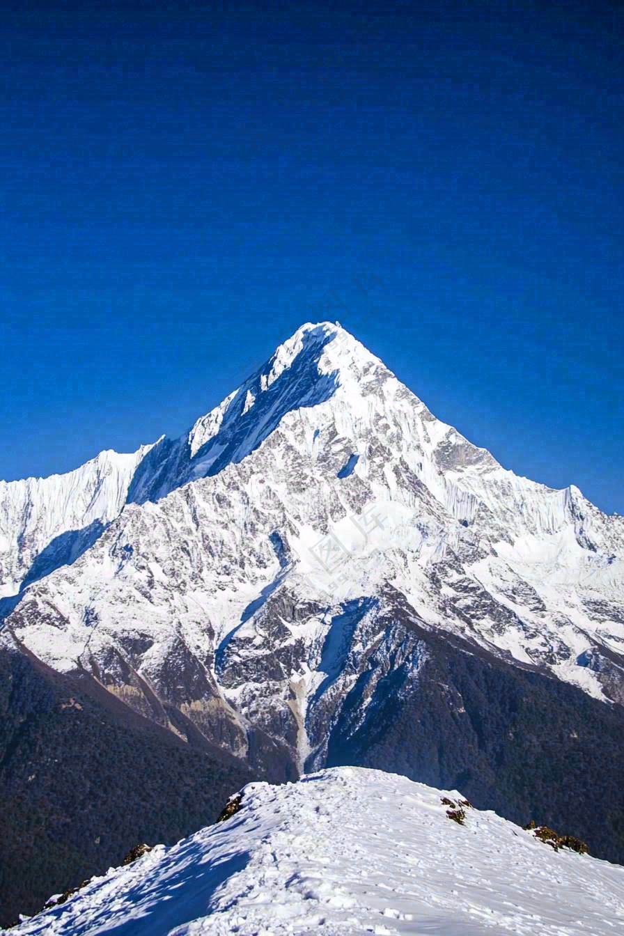 高原高山雪山风光风景摄影图