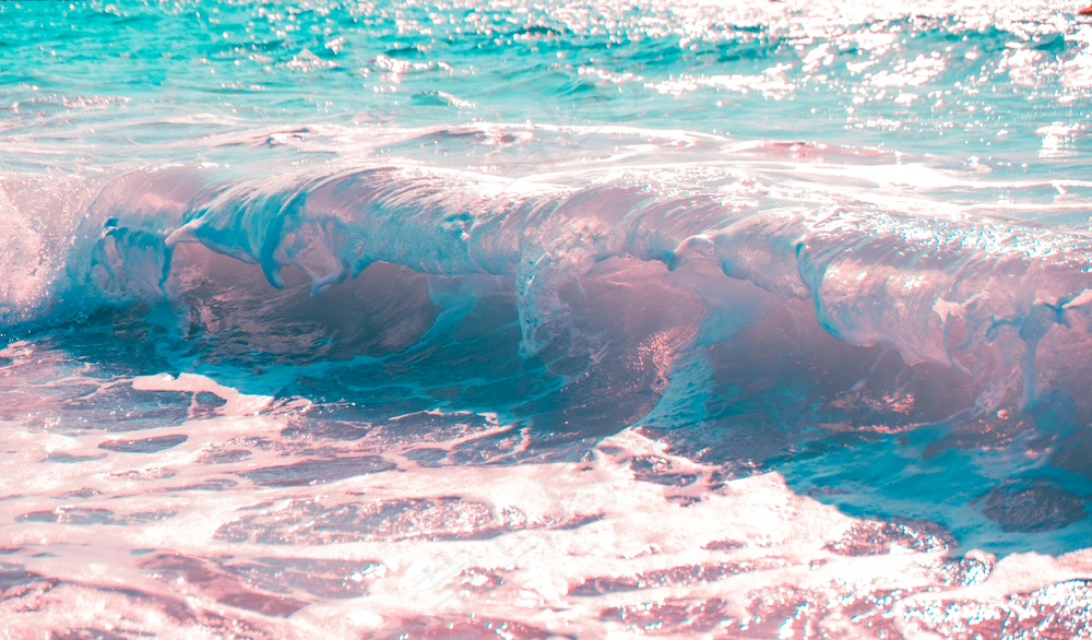 梦幻般的海浪之舞