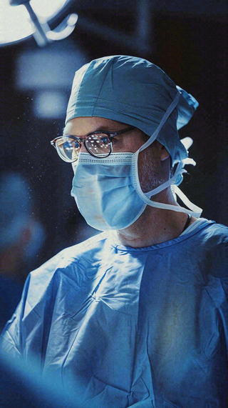 手术室的医生防护服卫生医疗医务人员劳动节摄影图