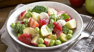 美食水果新鲜果盘沙拉果肉美味摄影