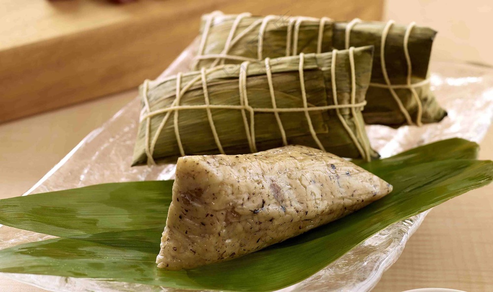 唯美粽子照片图片包粽子粽子摄影裹粽籺粽子摄影端午节