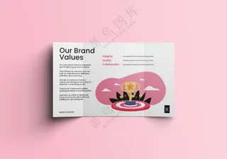 粉色四折页样机产品手册说明书PSD模板-3