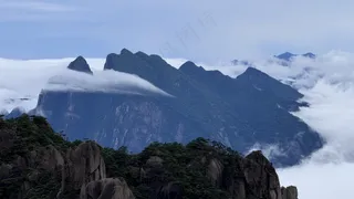 蓝天，白云，仙气萦绕的三清山，户外旅游海报