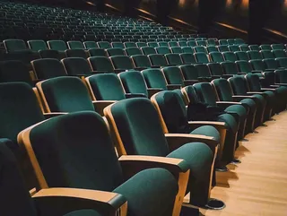 豪华电影院观影厅场景摄影图
