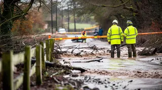 洪水自然灾害防洪预警摄影图