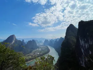 相公山山顶山水风景