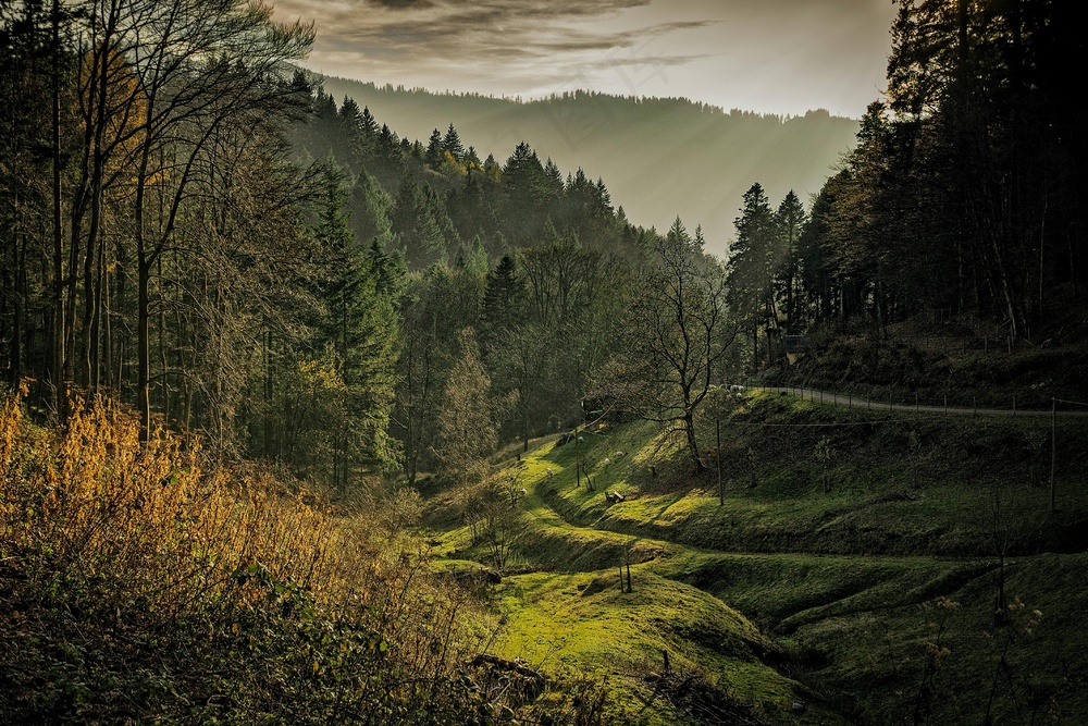 绿野山川和谐自然景