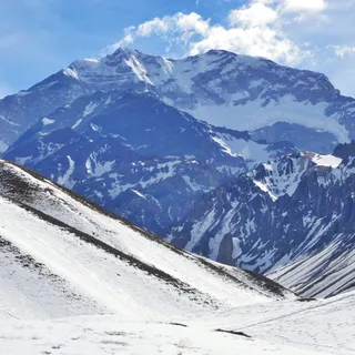 雪覆山巅的宁静 雪覆山巅的宁静