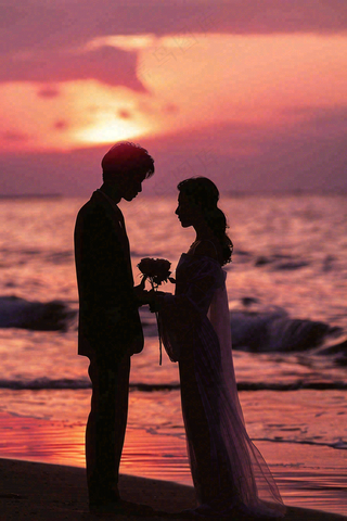 浪漫夕阳晚霞海边情侣情人节七夕摄影图