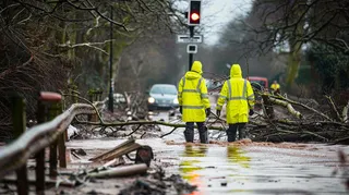 洪水自然灾害防洪预警摄影图