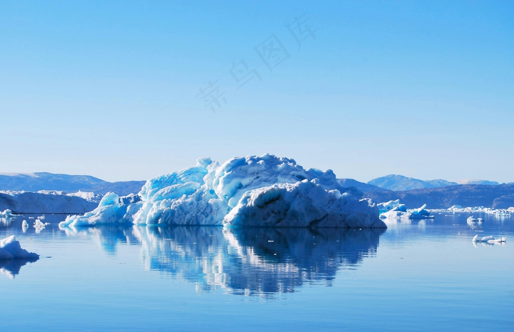 孤岩浮海静谧景·清新风格·蓝白秘境·装饰珍藏