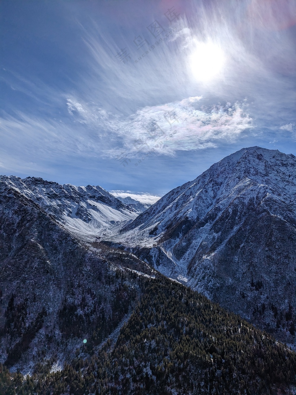 冬季山脉风景图片