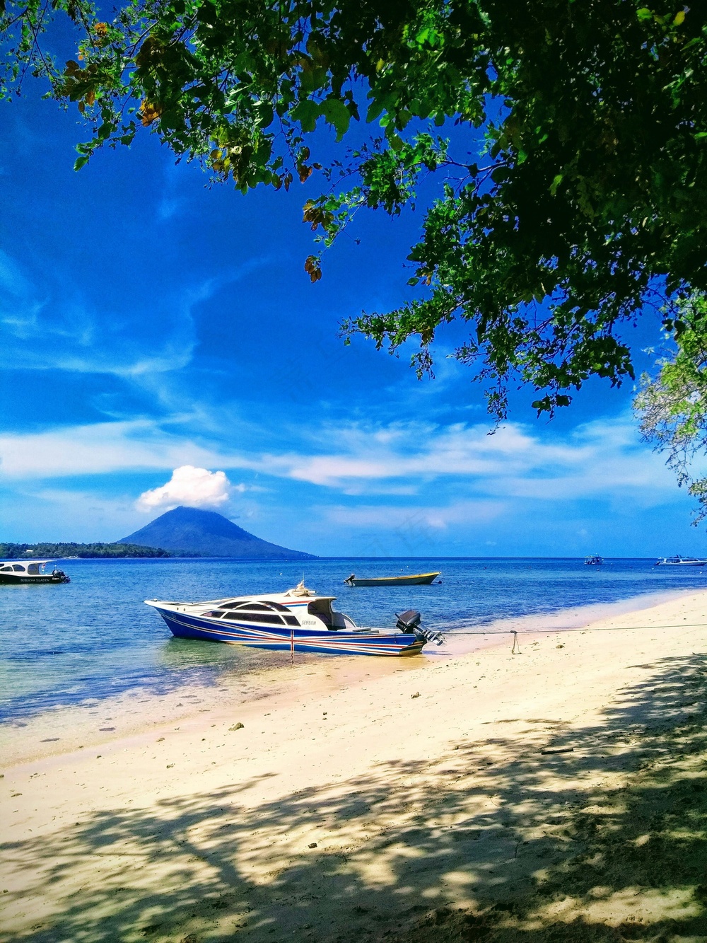 静谧海滨度假景·明媚海滨风格·蓝白绿韵·旅行珍藏