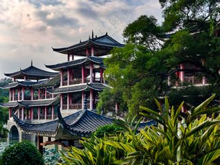 风雨桥古楼楼阁绿植树木公园风景