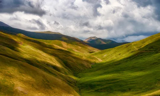绿野云影：自然风景摄影