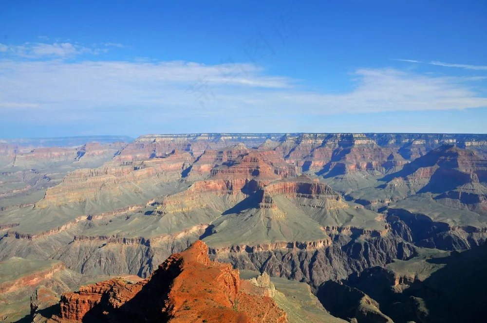壮观红岩峡谷风貌