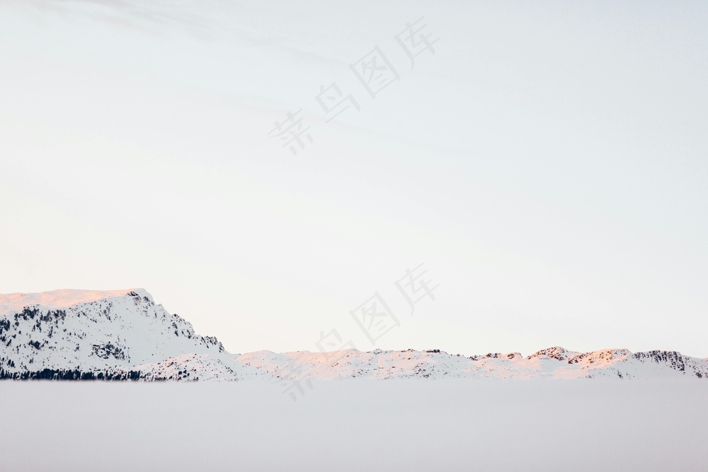 静谧雪域风光·自然·灰白·壁纸