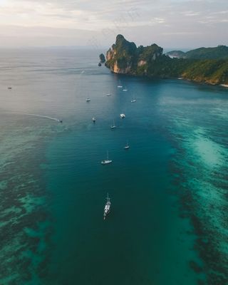 碧海帆影度假景·清新蓝绿绘