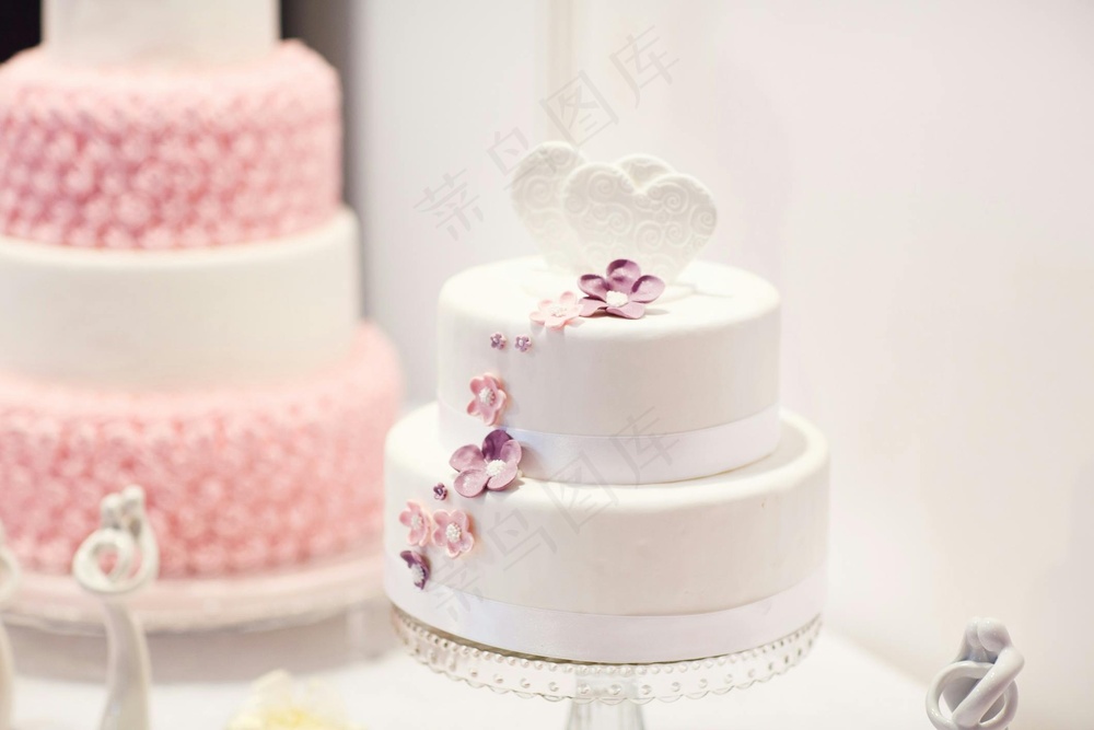 免费 白软糖蛋糕 素材图片