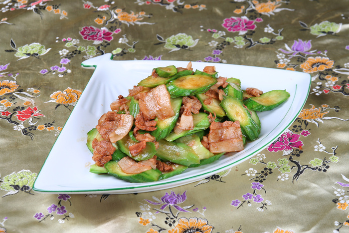 家味丝瓜炒肉