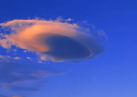天空背景云层旋风云彩 天空背景云层旋风云彩