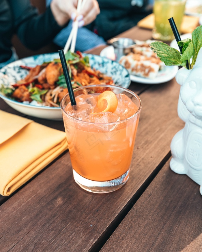 清爽夏日夏天饮品摄影照片