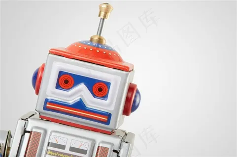 头上有天线的白色机器人高清摄影图