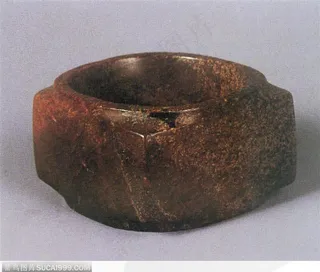 传统玉器-褐色的玉扳指