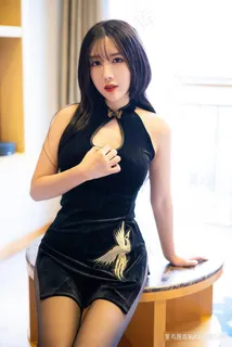 性感美女洗澡陈梦紧身衣包裹性感身材美女131写真图片