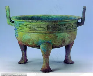 中华传统工艺-绿色的青铜鼎