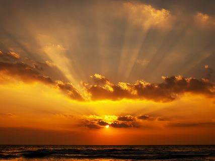 落日天空火烧云