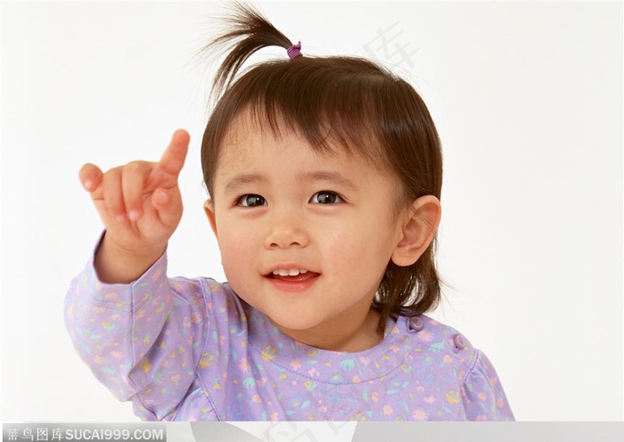 婴儿幼儿-手指着前方的婴儿