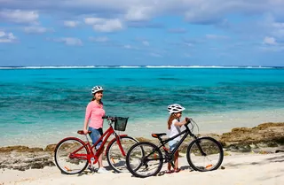 骑行自行车山地自行车