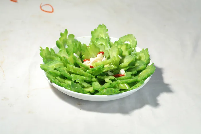 枸杞杏仁苦瓜8元