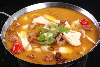 锅仔珍菌烩藕丸 (2)