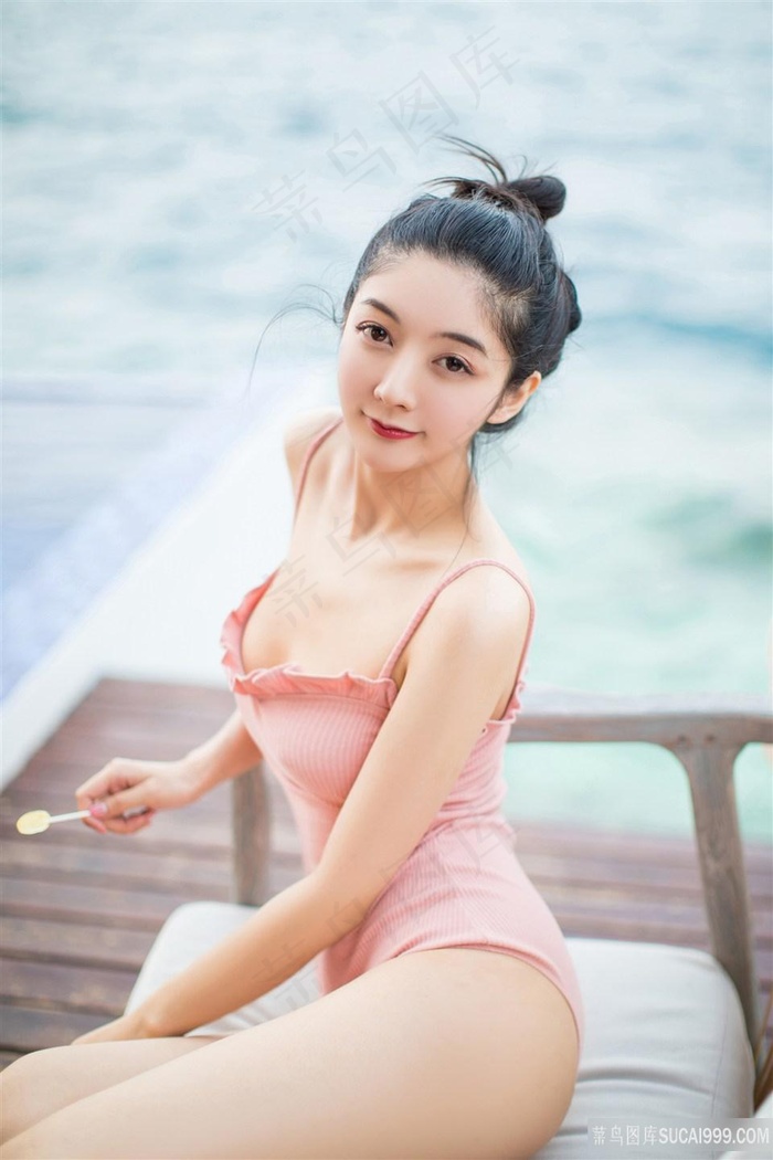 超清*粉嫩美女小热巴写真图片