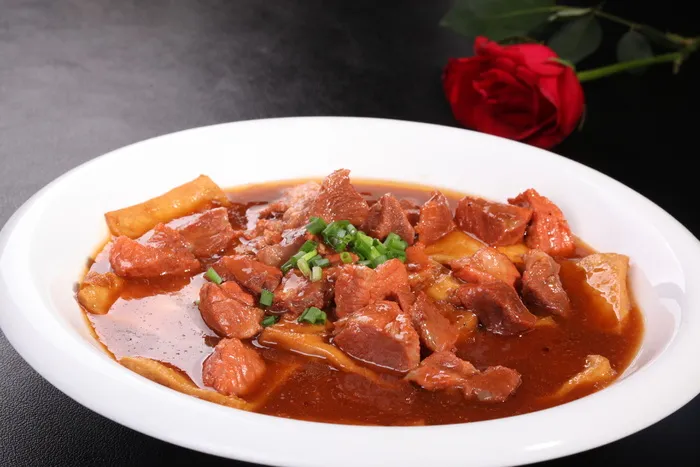 焖肉烩豆腐