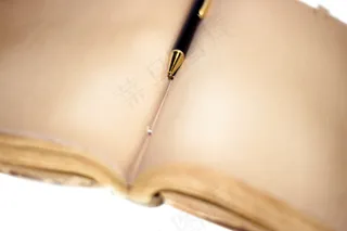 土黄色笔记本图片下载