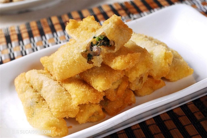 酥皮韭菜卷的美食图片