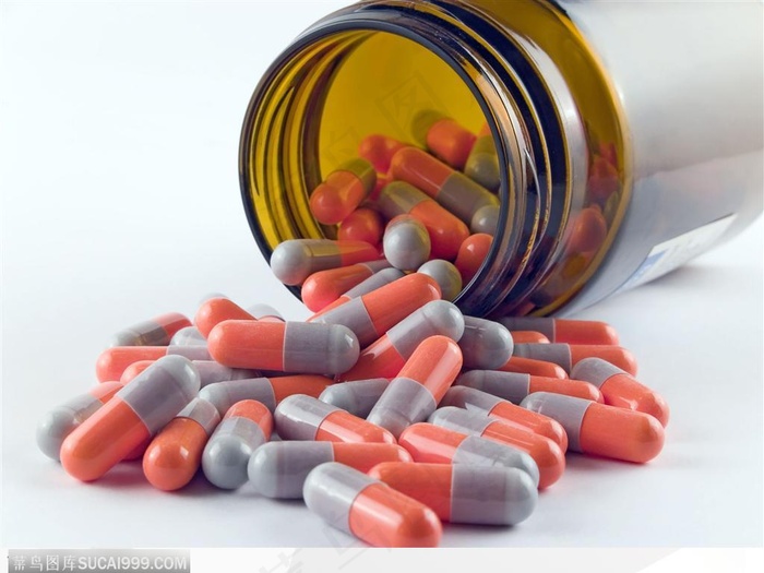 医学药品-倒出的胶囊