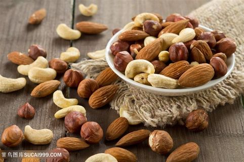 美味的坚果高清图片