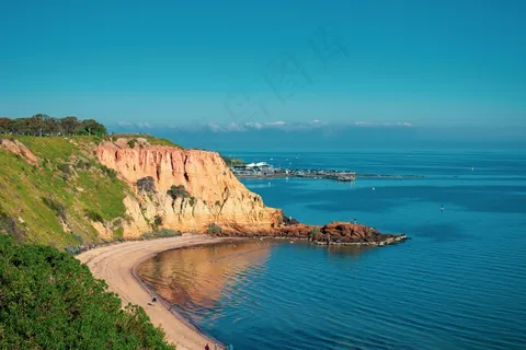 蓝色海岸线风景图片 蓝色海岸线风景图片