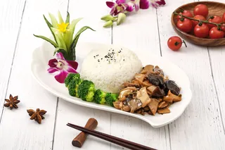 什锦菌菇餐饮快餐盖浇饭产品成品高清大图