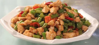 酸豆角爆鸡丁 12元