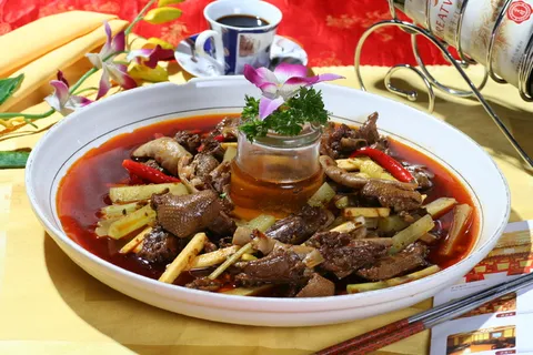 啤酒肥肠鸭 啤酒肥肠鸭