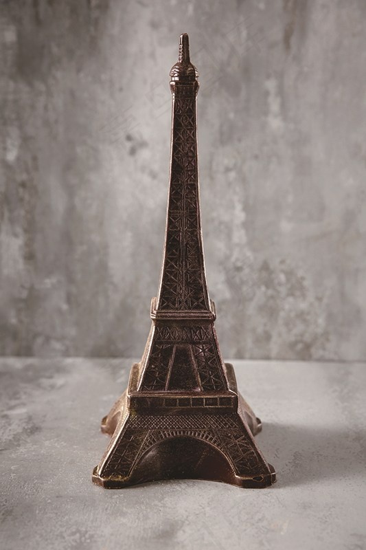 王森巴黎铁塔巧克力仿品