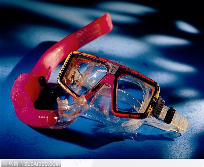 潜水眼镜和呼气管
